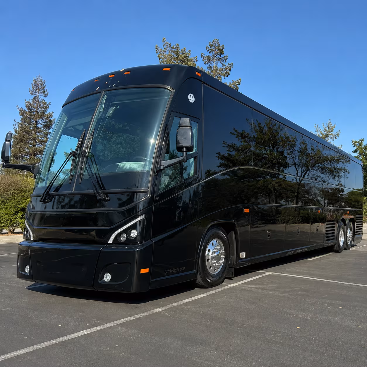 hampton charter bus hero 3