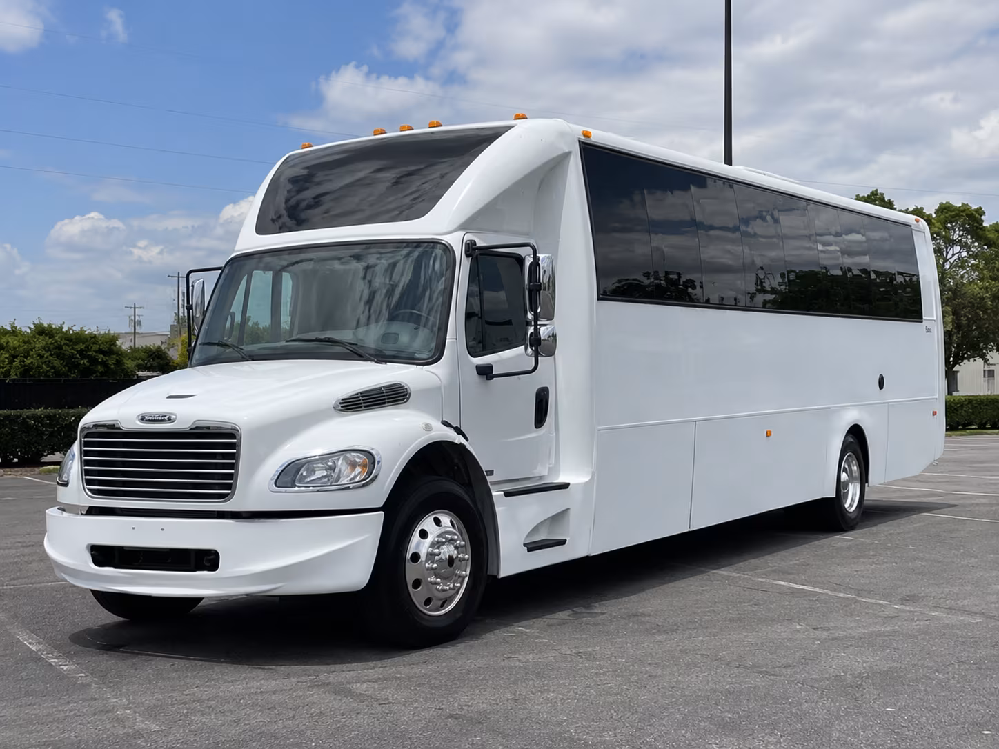 hampton holiday party bus rental