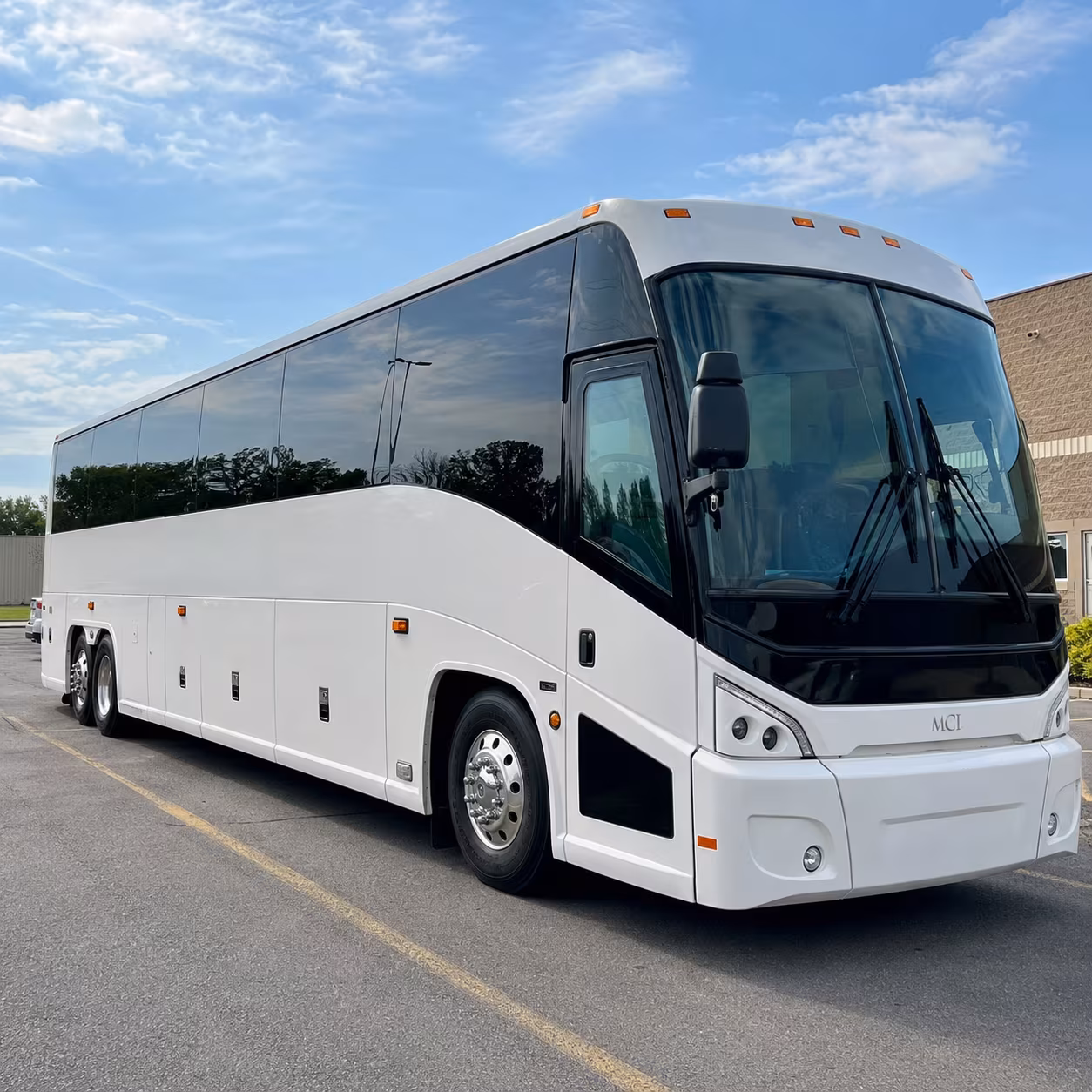 veterans united home loans amphitheater bus rentals the 30 mile ride made easy